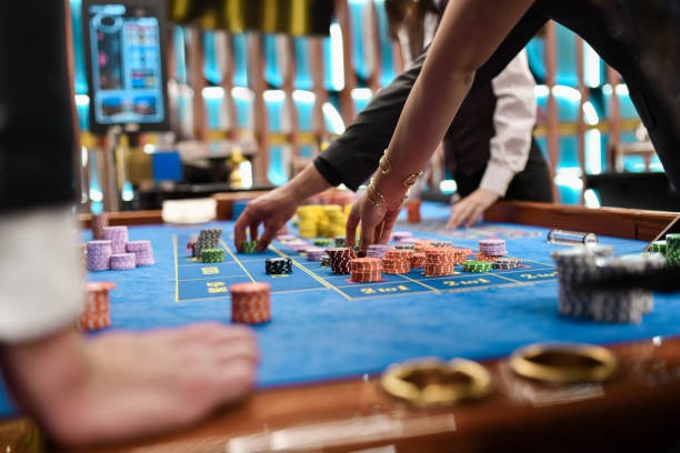 nenektogel app installation screens for Android and iOS showing download and permission setup
